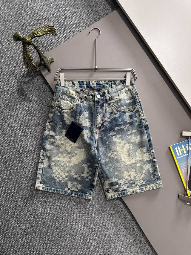 Lv2025 summer new jeans shorts, made of imported Japanese Denim plain cotton den
