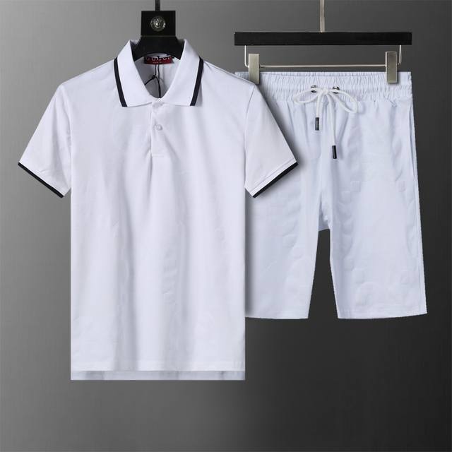 Spring and summer official website synchronized new lapel short suit, full body