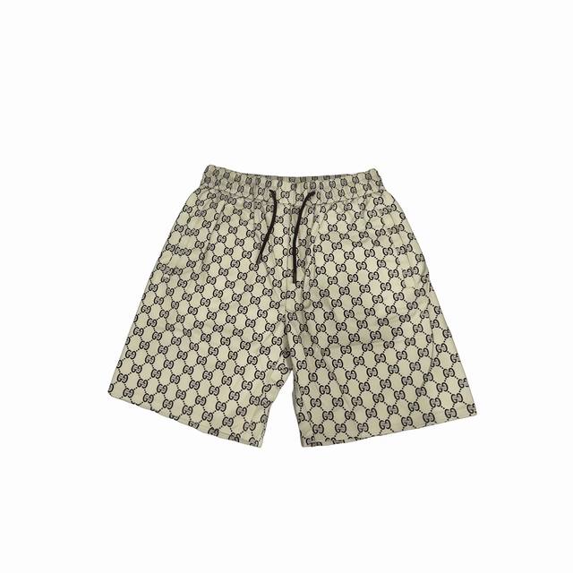 Gucci's new classic casual beach shorts are classic quick-drying shorts for men