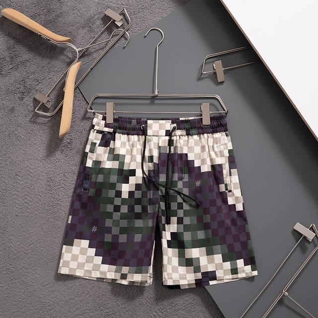 Lv Louis Vuitton 2025 latest shorts beach pants beach travel essential high-end