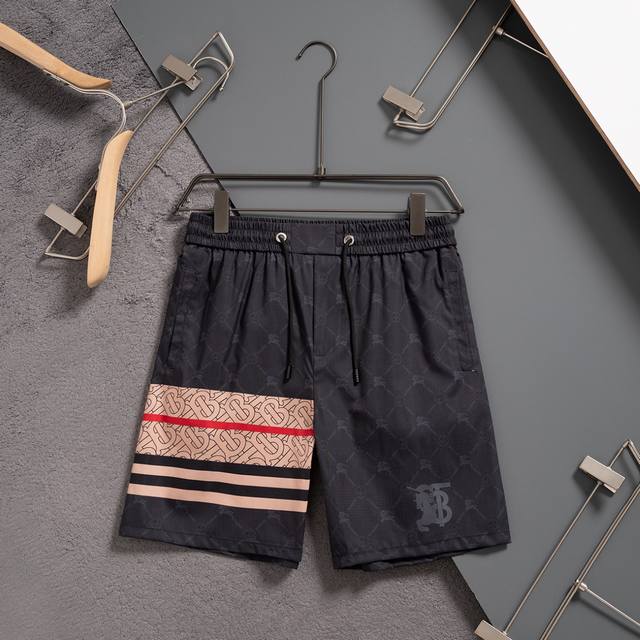 Burberry classic printed casual beach shorts Classic quick-drying shorts, same s