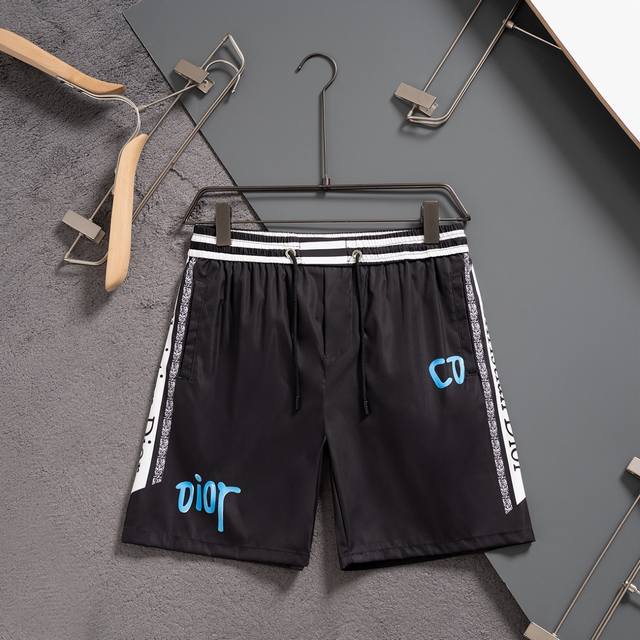 Dior's new classic casual beach shorts , classic plaid quick-drying shorts, the