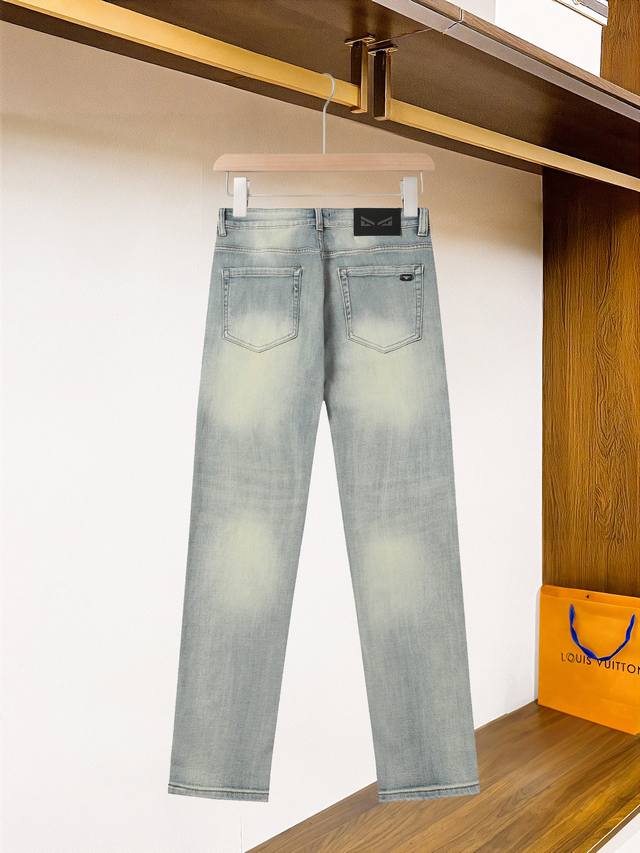 Fendi exclusive new casual jeans high-end version! Customized fabrics are highly