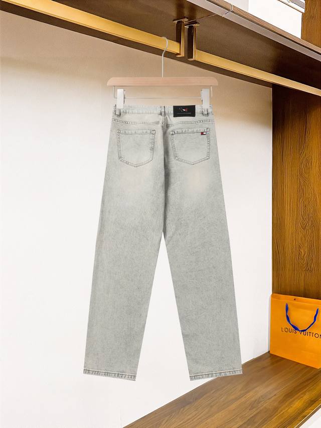 Tb Thom Browne 2025 new men's jeans with good elasticity. Exclusively sold on th