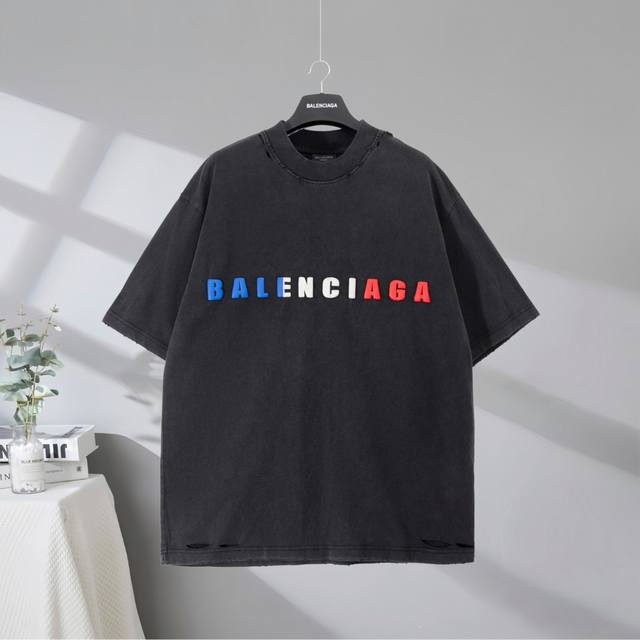 B186# Top quality in the market Balenciaga 2025Ss three-dimensional letter foam