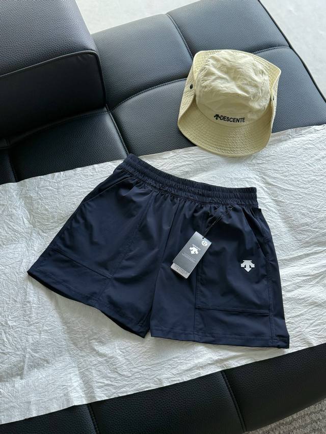 Model No. 9, Mainly promote the women's sports shorts Lightweight quick-drying w