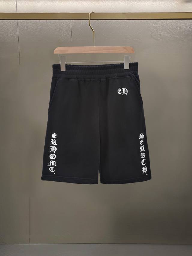 Fashion brand casual shorts with Sanskrit letters embroidered on the trouser leg