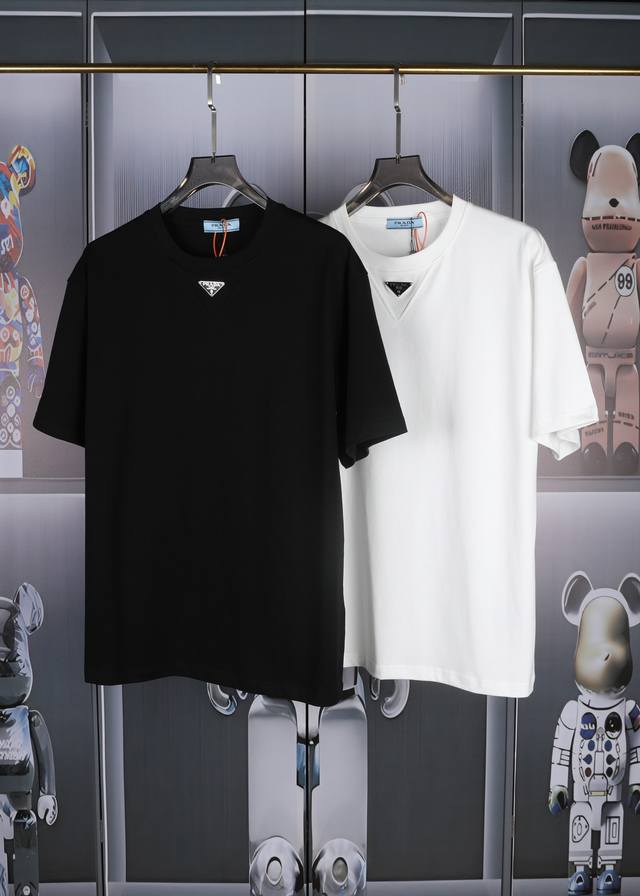 Prada new triangle logo short sleeves. High quality heavy double pound yarn 280G