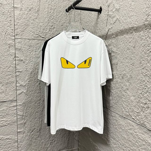 Fen* Fendi 2025 spring and summer new short-sleeved T-shirt classic letter three