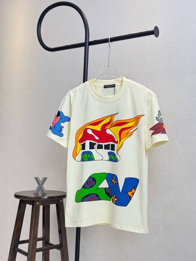 Style No. Xb109 Lv Louis Vuitton locomotive flame print round neck short sleeves