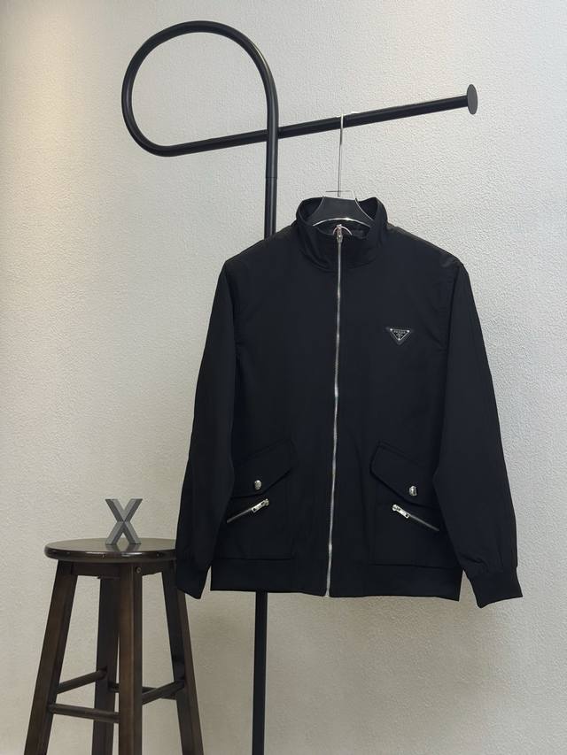 Style No. X125 Prada classic small chest label pocket zipper jacket Same style f
