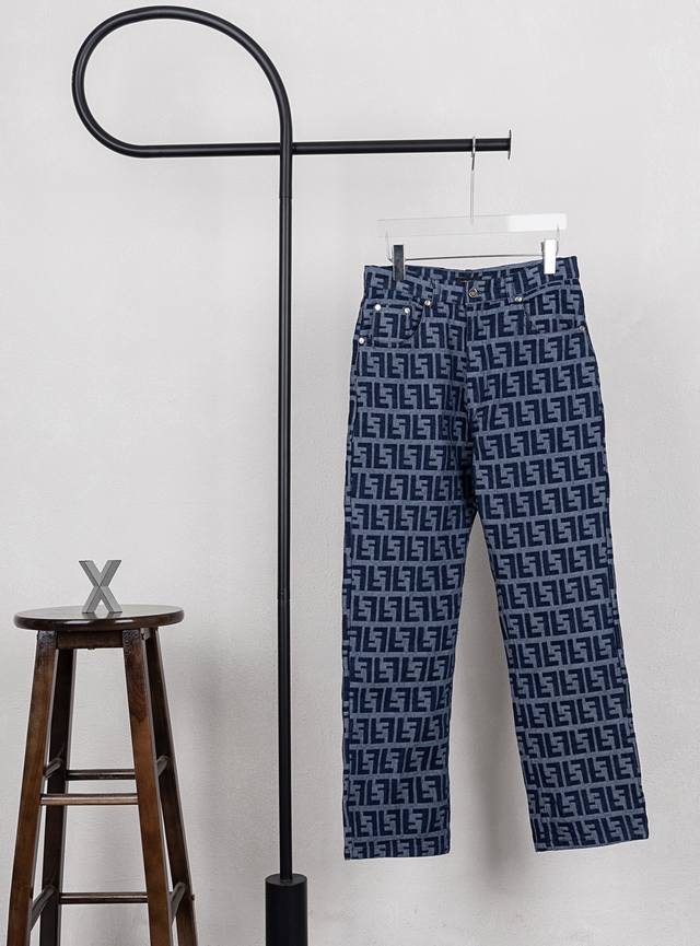 Style No. B06 Fendll Fendi full print Ff straight jeans Same style for men and w