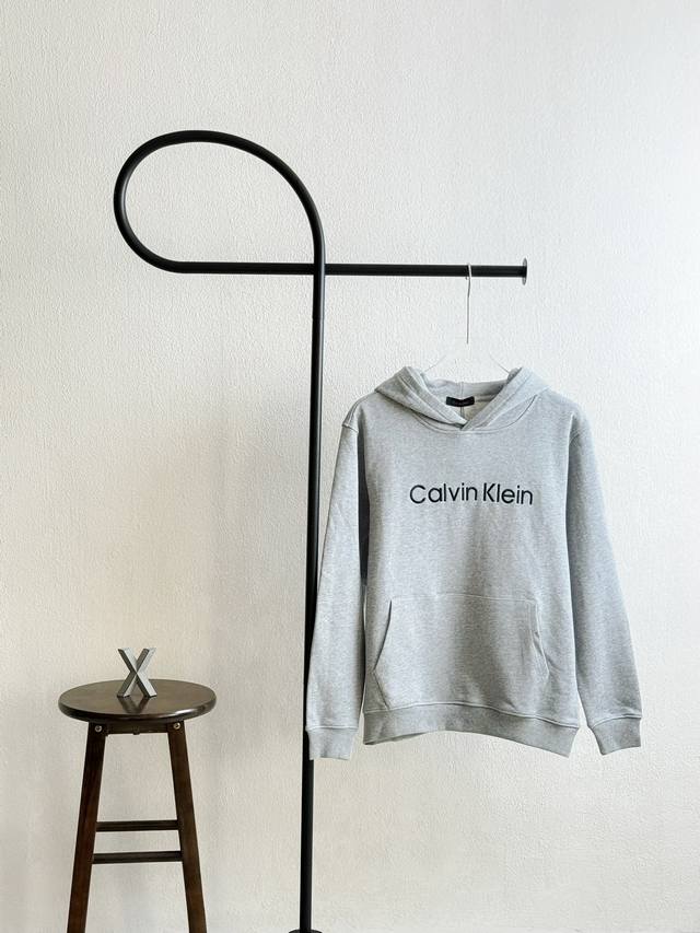 Model No. Xb55 Ck classic letter embroidery on the chest hooded sweatshirt black