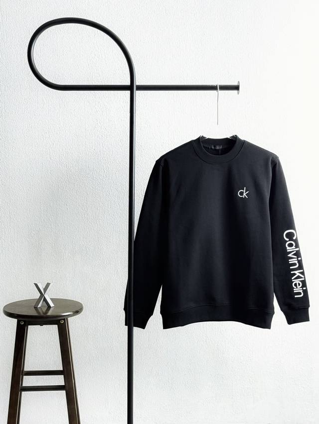 Model No. Xb52 Ck Small logo embroidery on the chest Arm letter printing round n