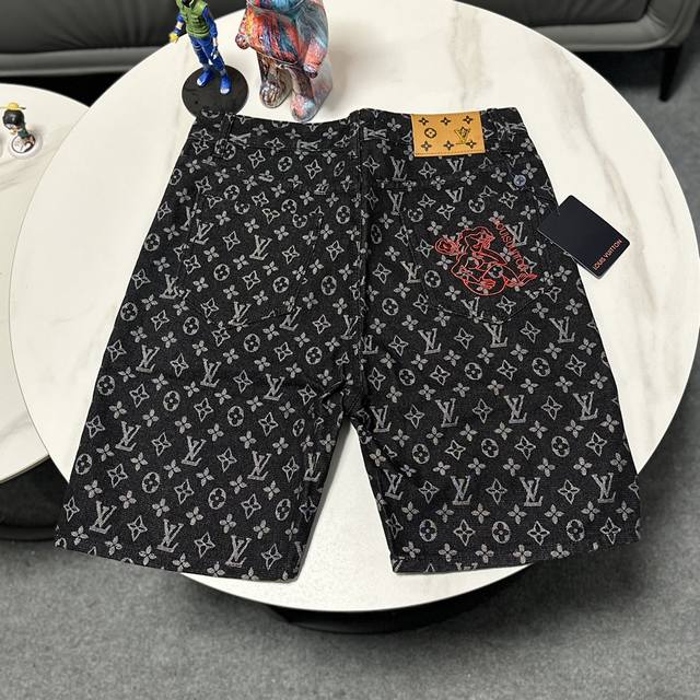 Lv Louis Vuitton jeans slim fit fabric with stretch Heavy wash color Super posit
