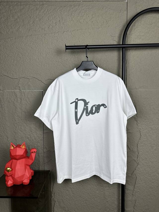 Style No. Db009 Dior 25 years new iron sheet three-dimensional flocking Customiz