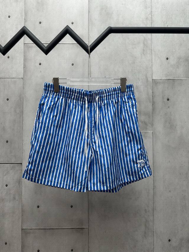 Lv 2025Fw Autumn and Winter New Blue and white striped casual shorts All-over Mo