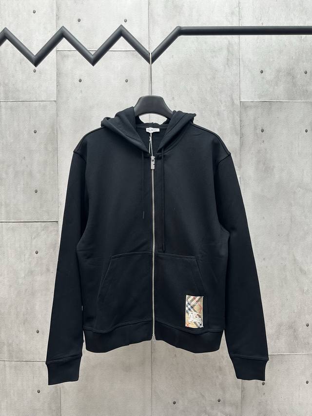 Burberry Checked Applique Zipper Hooded Jacket Process Description: Lightweight