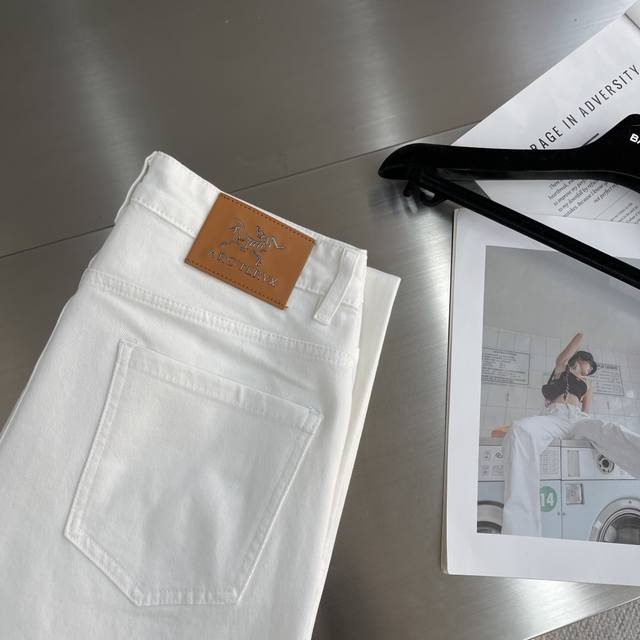 Niaojia 25Ss Spring and Summer New Men's Small Straight Jeans Early Spring New S