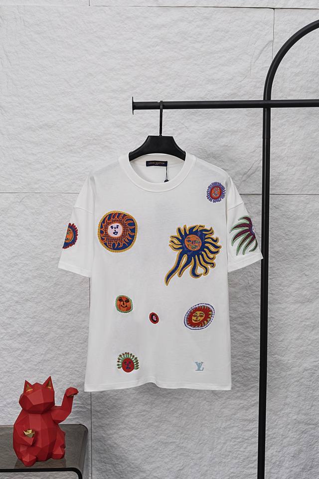 Style No. F031 Lv new super heavy embroidery short sleeves * Yayoi Kusama's seco