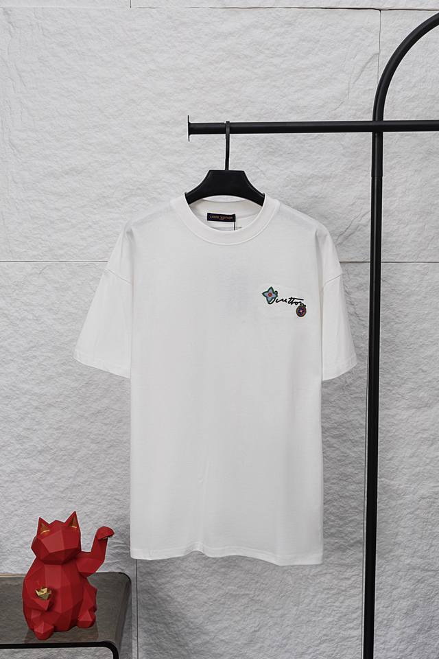 Style No. F028 Louis Vuitton Lv 25Ss front and back embroidered floral letters r