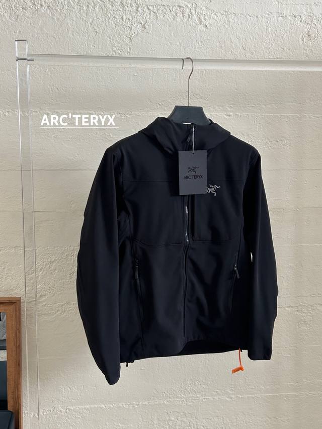 Arc'teryx Classic Black