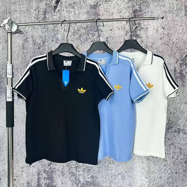 2030 Hanging Adidas trefoil embroidered short sleeves Adidas rare V-neck buttonl