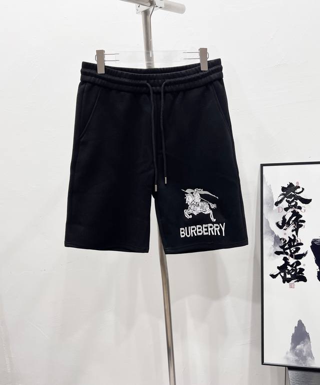 Style number: Df71# Burberry classic warhorse precision embroidery shorts are a
