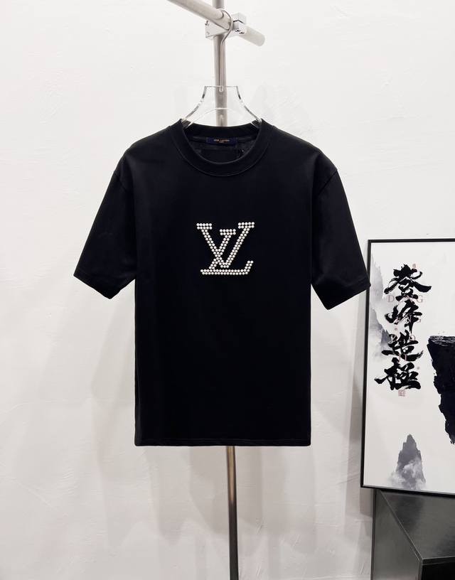 Style number: Df44# Lv Louis Vuitton pearl foamed beads couple short-sleeved T-s