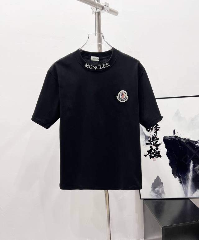Style number: Df17# Moncler threaded simple letter embroidery chest logo short-s
