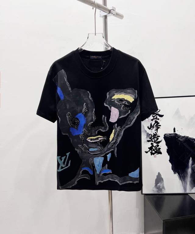 Style number: Df05 Louis Vuitton limited edition short-sleeved T-shirt with full