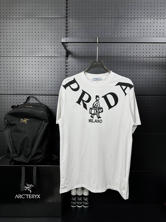 Style number: Dj1360 Prada 2025 spring and summer new three-dimensional embossed