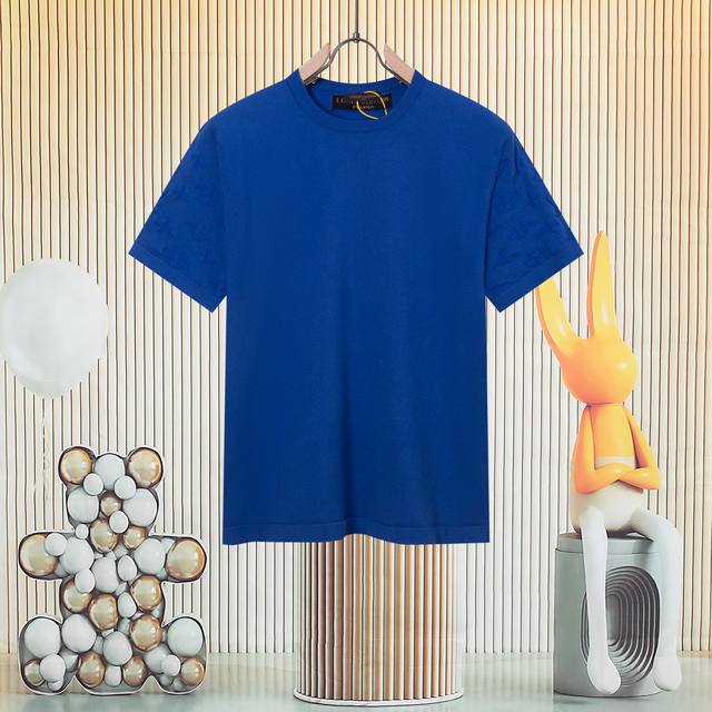 Louis Vuitton jacquard sleeve embossed woolen short-sleeves This short-sleeved r