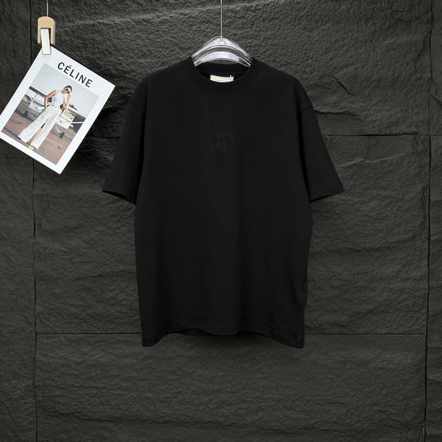 Gucci 2025 new style short-sleeved T-shirt with small logo embroidered on the ch