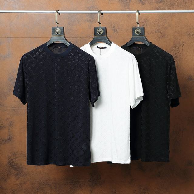 Lv Louis Vuitton tricolor jacquard short sleeves Known for its high-quality fabr