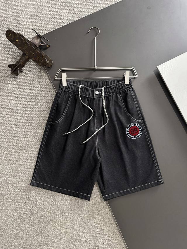 Next-day delivery High-quality Balenciaga Parisian family 2025 spring and summer