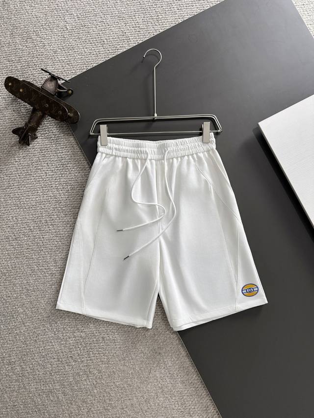 High-quality suit shipped the next day Gucci 2025 new summer casual suit, exquis