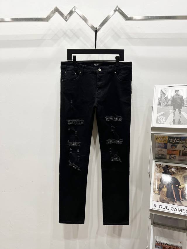 Style: K1070 Amiri & Ami's new jeans, washed, ripped and leather denim trousers,