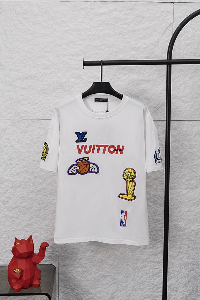 Style No. F032 Lv Louis Vuitton Louis Vuitton 1V Classic Joint NBA Embroidery Fu