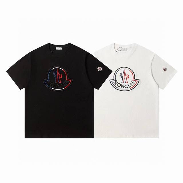 Style number: 837 Moncler's price is actually quite advantageous. Those who have