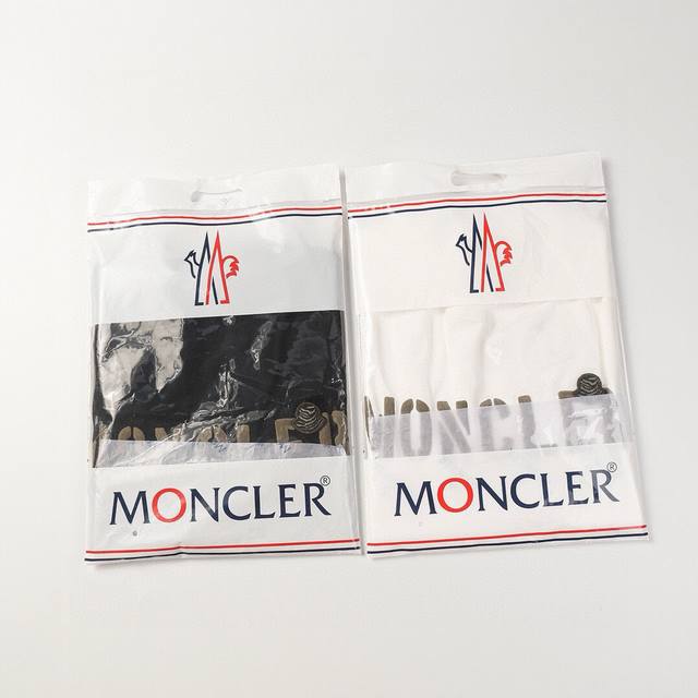 Style number: 832 Moncler's prices are actually quite competitive. Those who hav