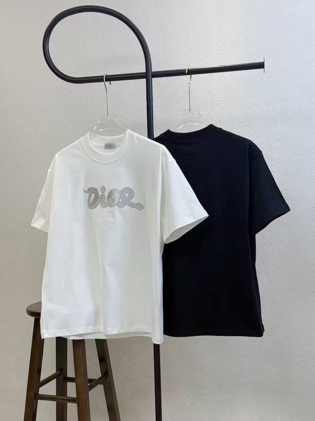 Style No. X190 Dior limited edition Year of the Snake Logo letter pattern round