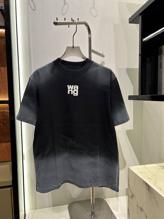 Aw Alexander Wang four-letter logo print pattern Through the classic letter prin