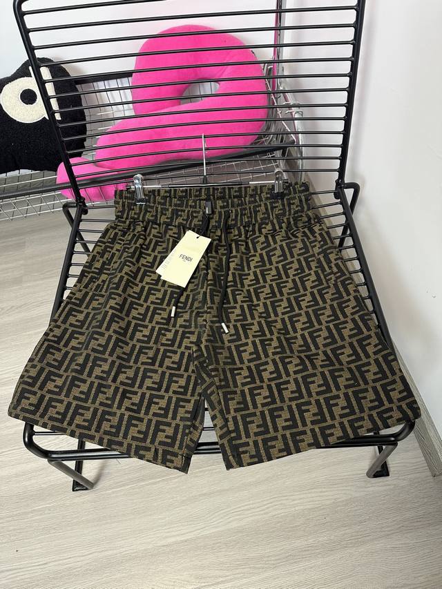 Style No.: Hmy126# Fendi Full Print Logo Jacquard Shorts Couple Style Must-have