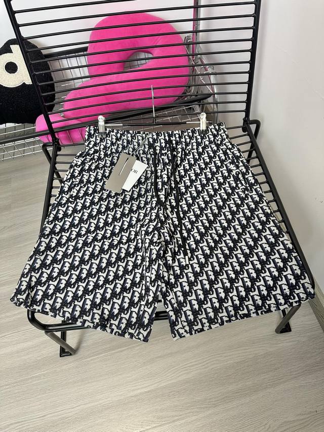 Style number: Hmy124# Dior full-print logo jacquard shorts, a must-have for coup