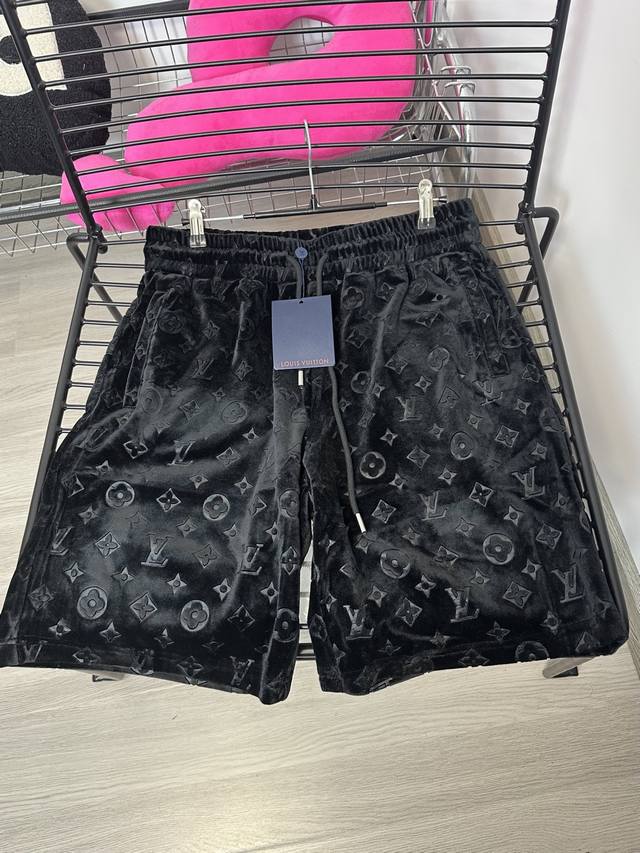 Style: Hmy121 Louis Vuitton Lv full print flock shorts couple style must-have Fa