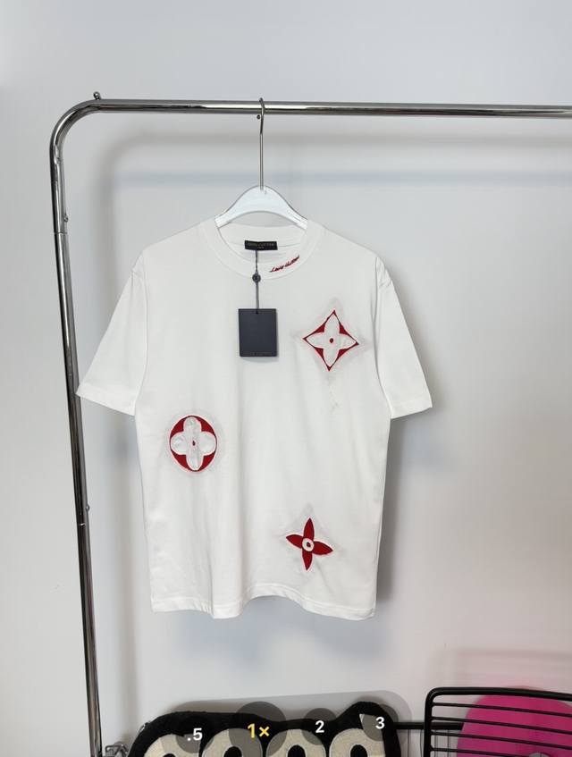 Style number: Hmy130# Lv Louis Vuitton handmade patchwork hollow embroidery shor