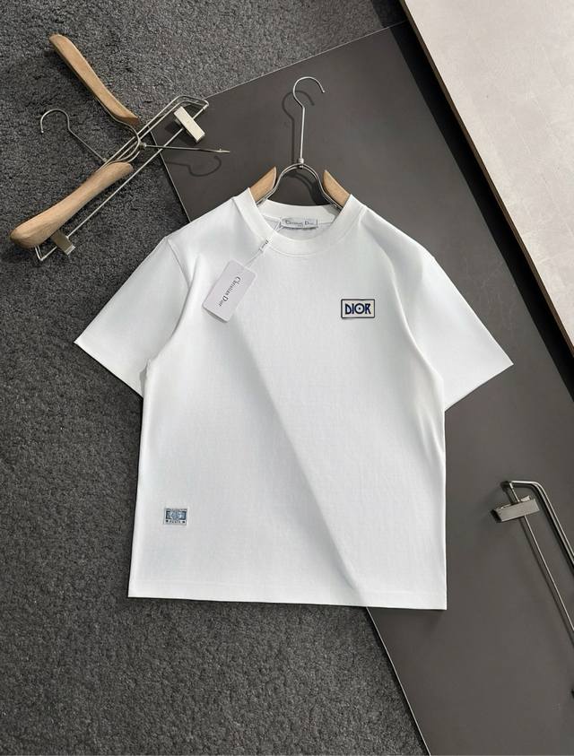 Dior's latest spring and summer round neck fashion short-sleeved T-shirt, synchr