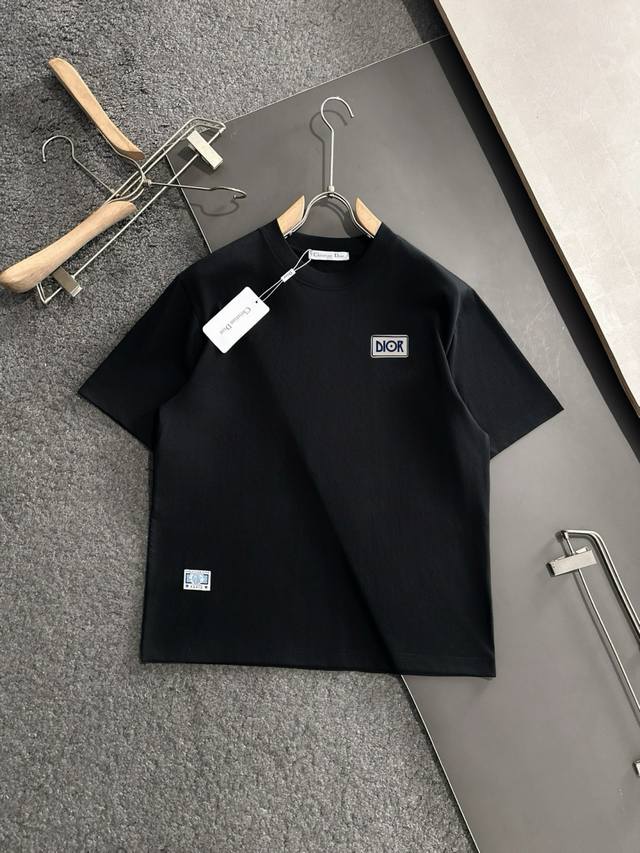 Dior's latest spring and summer round neck fashion short-sleeved T-shirt, synchr