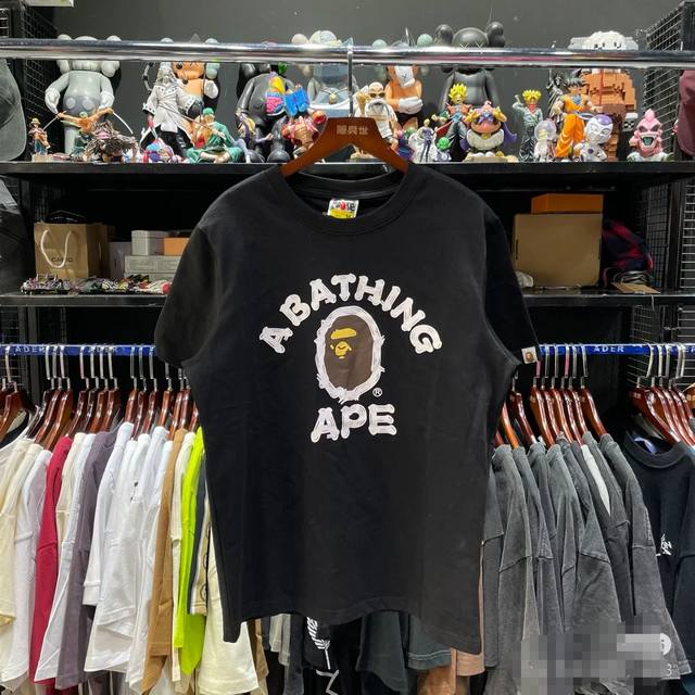 001172 Bape ape head printed short-sleeved T-shirt for men and women, same size